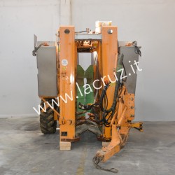 MACHINE À VENDANGER TRACTÉE GREGOIRE G56I - V132